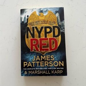 NYPD‎ Red: A Maniac Killer Targets Hollywood's Biggest Stars - Paperback Book
